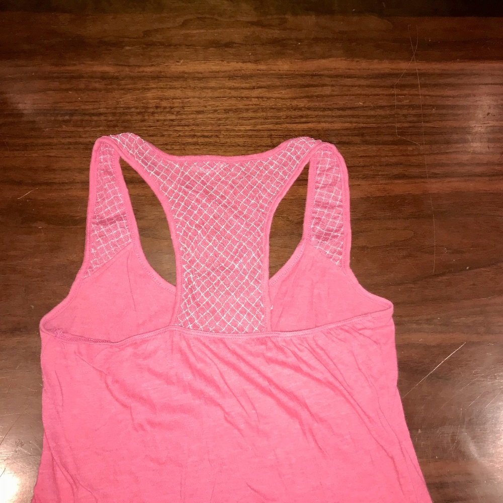 Pink Tank - Picture 4 of 4